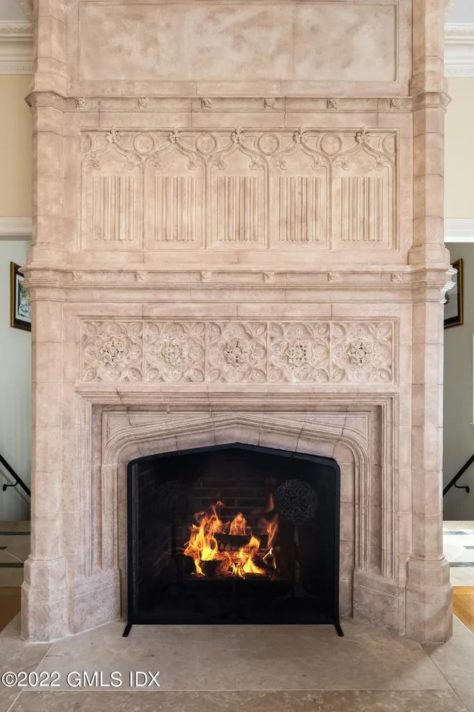 17 Hemlock Drive Greenwich CT 06831