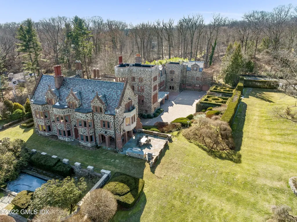 17 Hemlock Drive Greenwich CT 06831
