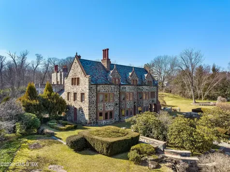 17 Hemlock Drive Greenwich CT 06831