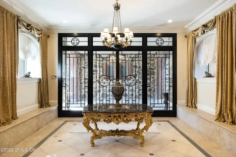 17 Hemlock Drive Greenwich CT 06831