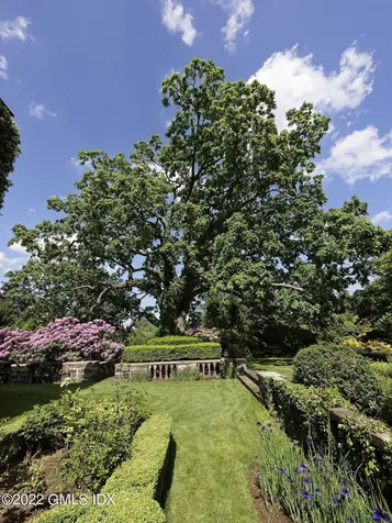 17 Hemlock Drive Greenwich CT 06831