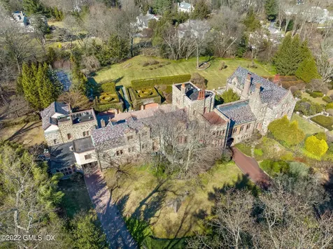 17 Hemlock Drive Greenwich CT 06831