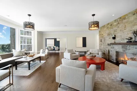 20 Ballwood Road Old Greenwich CT 06870