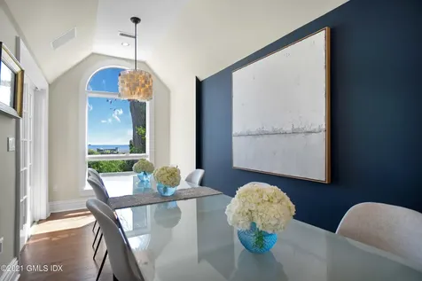 20 Ballwood Road Old Greenwich CT 06870