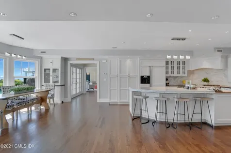 20 Ballwood Road Old Greenwich CT 06870
