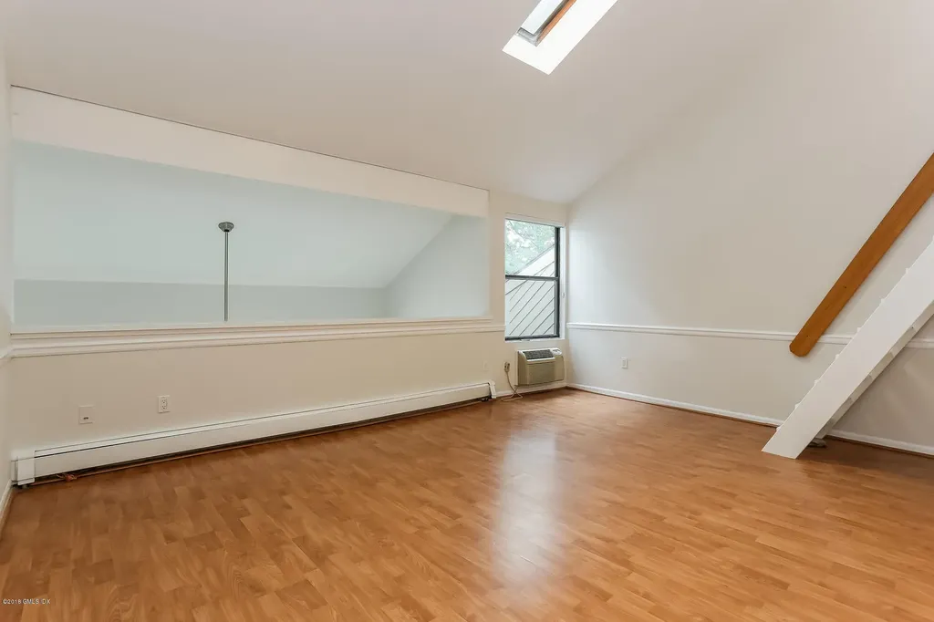 1465 E Putnam Avenue Old Greenwich CT 06870