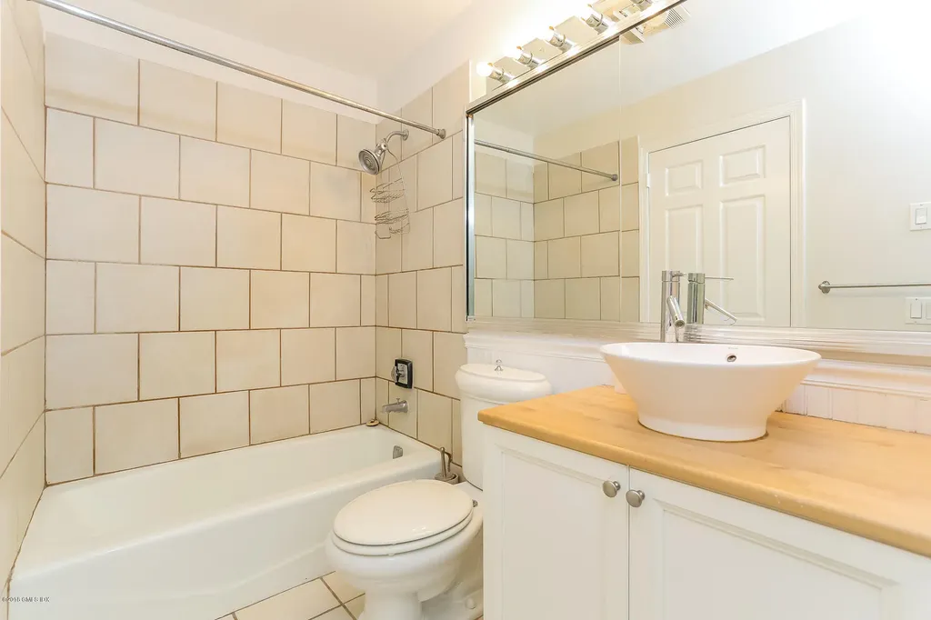 1465 E Putnam Avenue Old Greenwich CT 06870