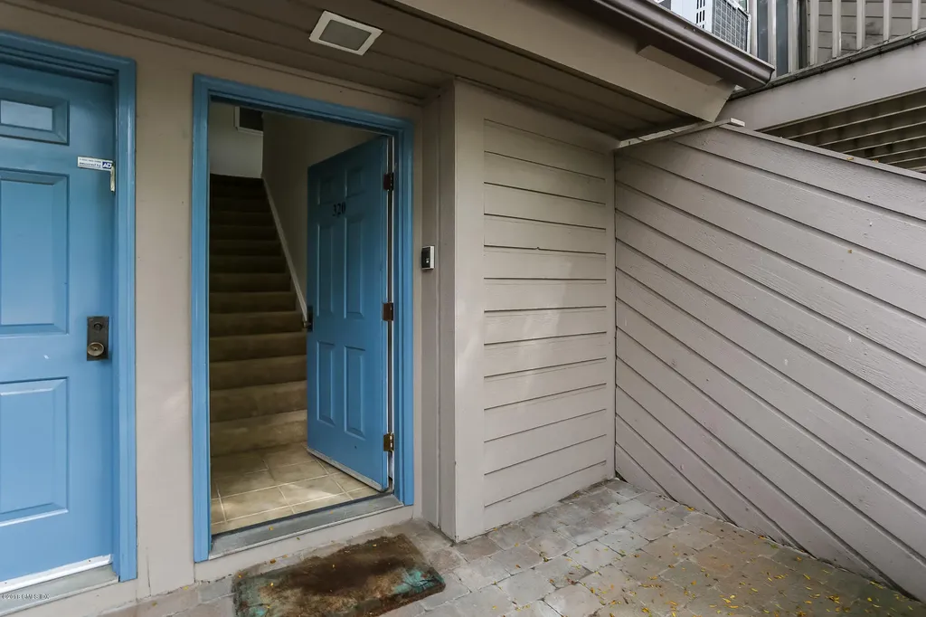 1465 E Putnam Avenue Old Greenwich CT 06870