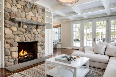 8 Dewart Road Greenwich CT 06830