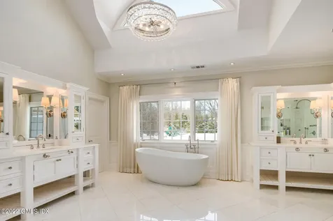 8 Dewart Road Greenwich CT 06830