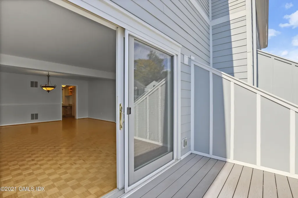 59 Stirrup Lane Riverside CT 06878