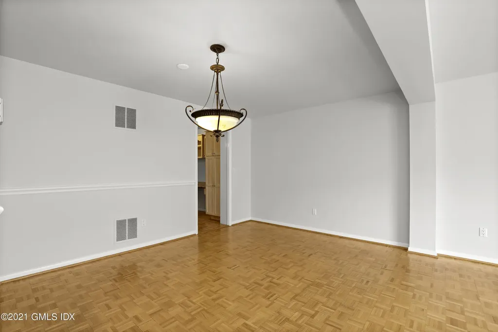 59 Stirrup Lane Riverside CT 06878