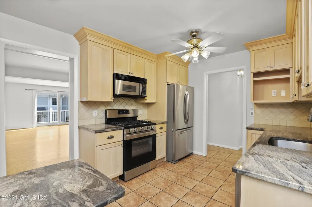 59 Stirrup Lane Riverside CT 06878