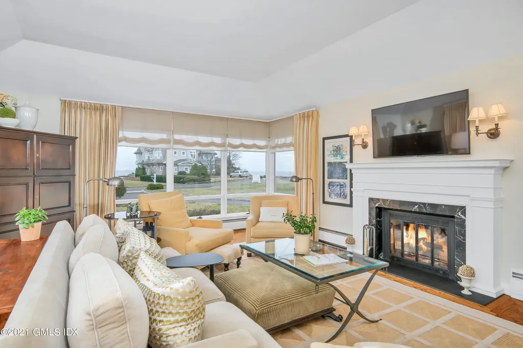 15 Pilot Rock Lane Riverside CT 06878