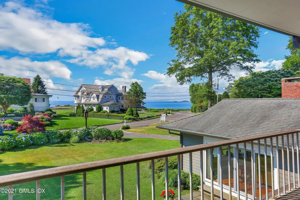 15 Pilot Rock Lane Riverside CT 06878