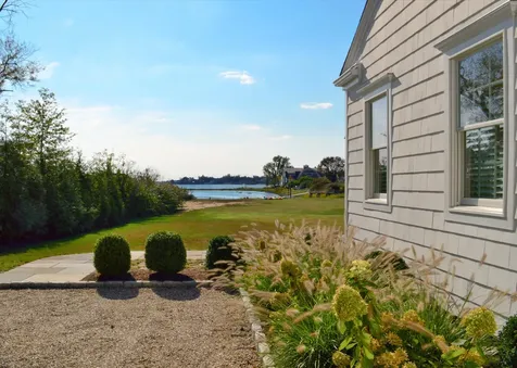 17 Nawthorne Road Old Greenwich CT 06870