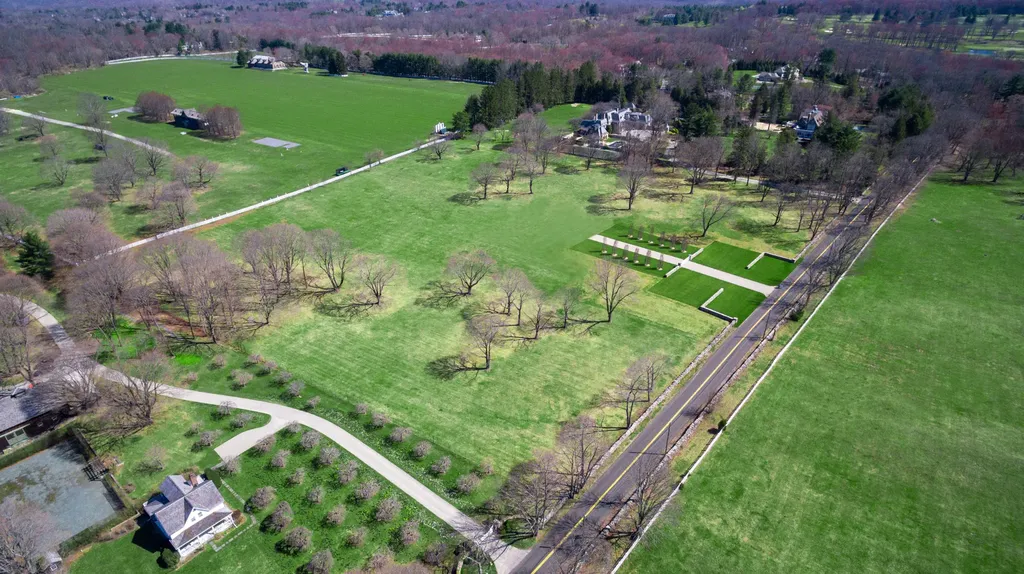 25 Upper Cross Road Greenwich CT 06831