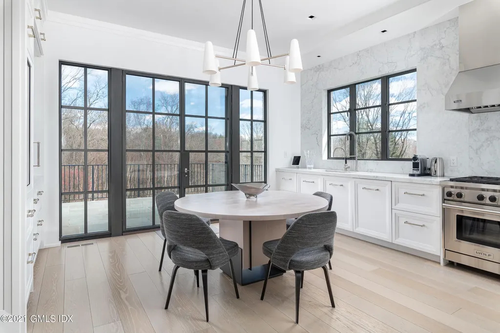 425 N Maple Avenue Greenwich CT 06830