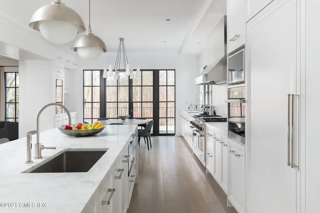 425 N Maple Avenue Greenwich CT 06830