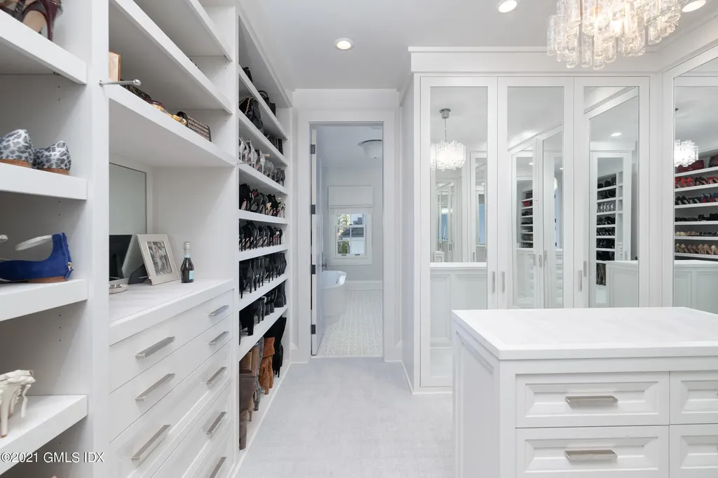 425 N Maple Avenue Greenwich CT 06830