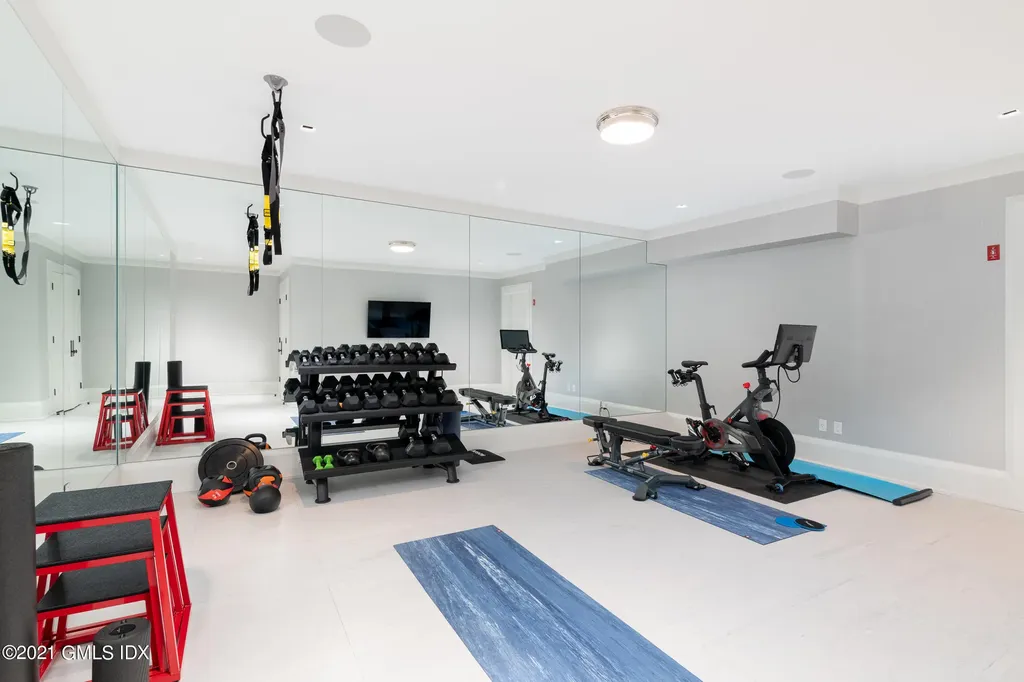 425 N Maple Avenue Greenwich CT 06830