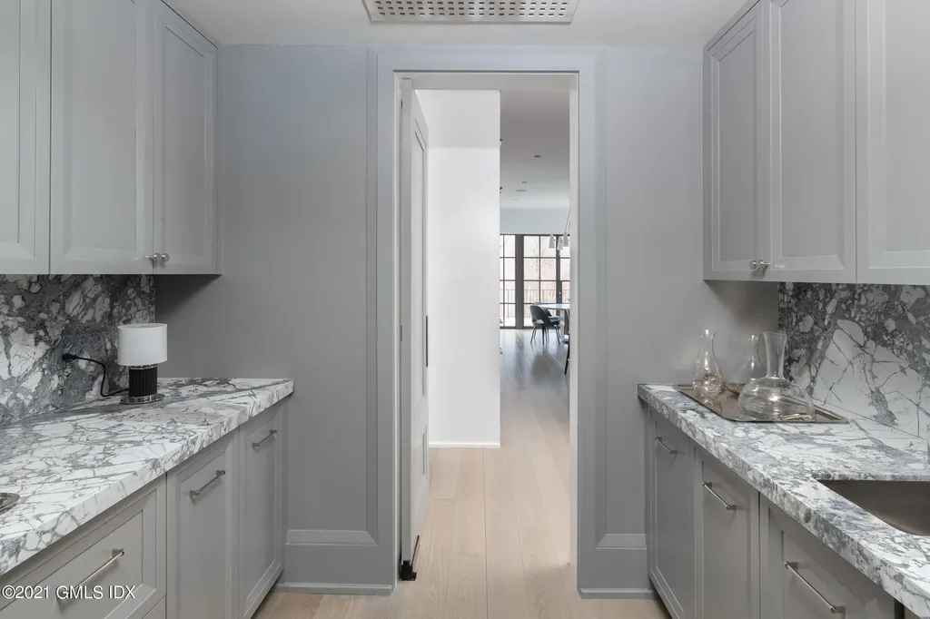 425 N Maple Avenue Greenwich CT 06830