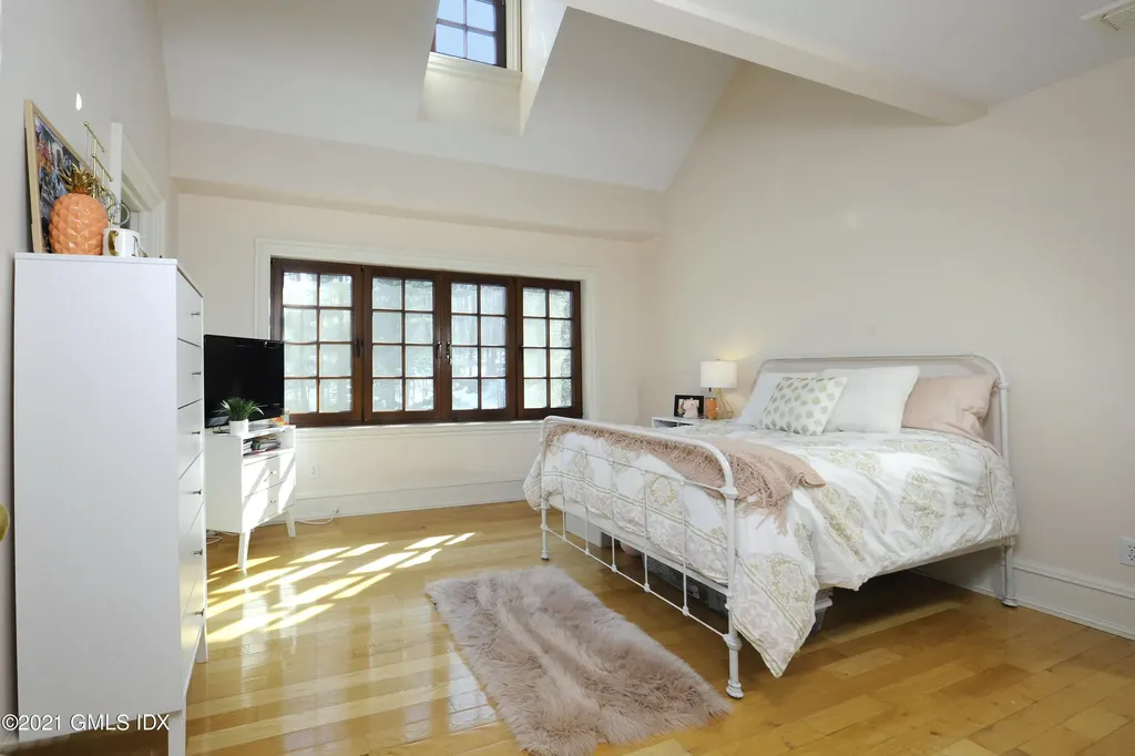 15 Saw Mill Hill Road Ridgefield CT 06877