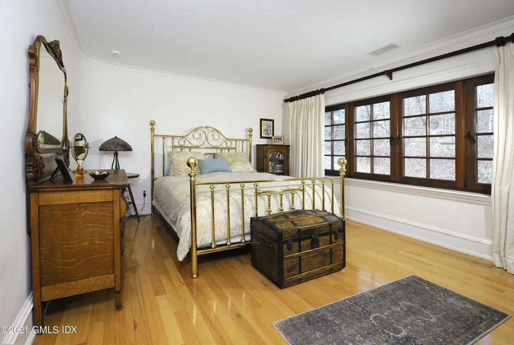 15 Saw Mill Hill Road Ridgefield CT 06877