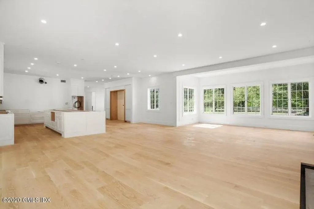 11 Hurlingham Drive Greenwich CT 06831