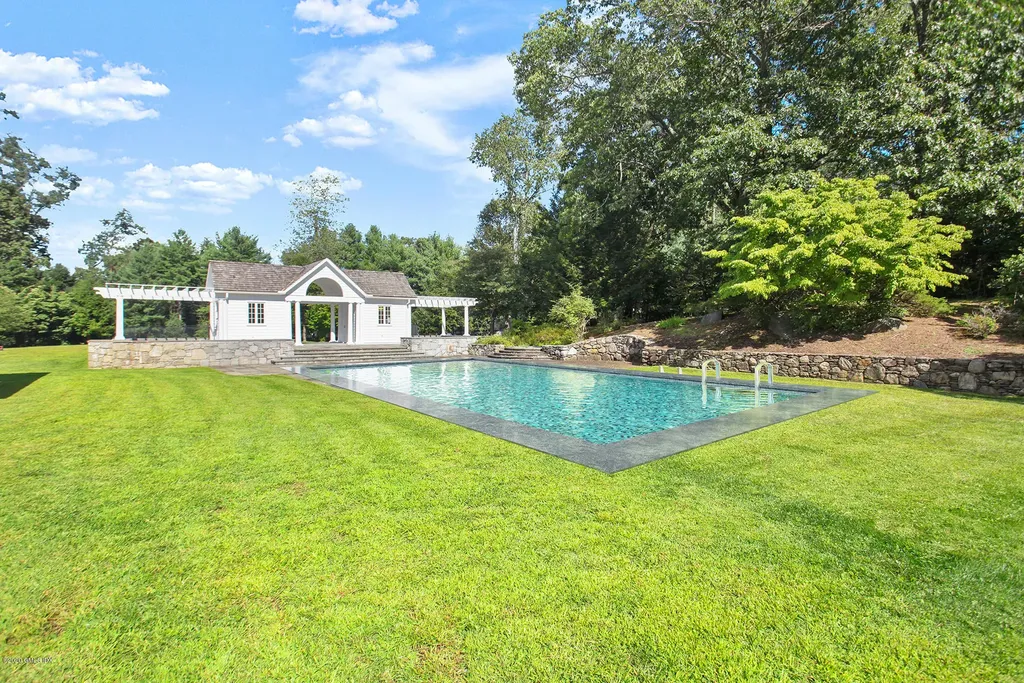 11 Hurlingham Drive Greenwich CT 06831