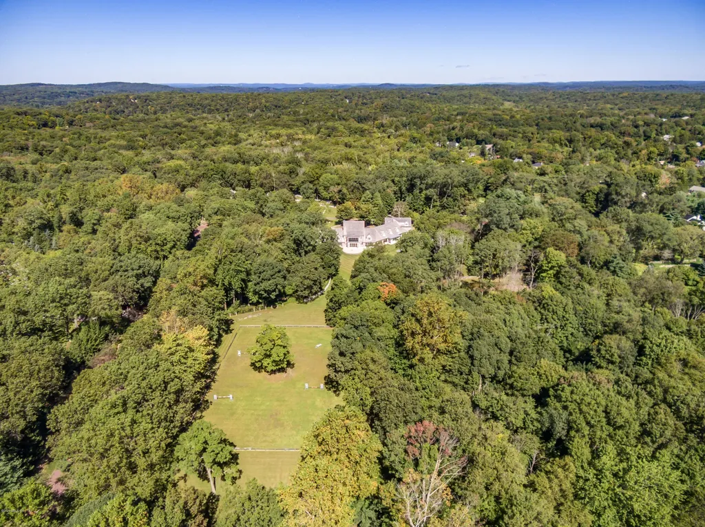 11 Hurlingham Drive Greenwich CT 06831