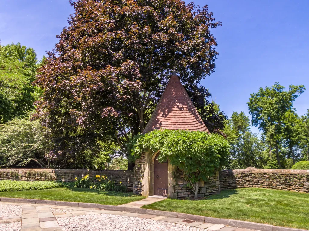 30 John Street Greenwich CT 06831