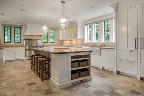 15 Reynwood Manor Greenwich CT 06831