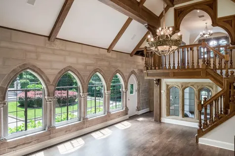 15 Reynwood Manor Greenwich CT 06831