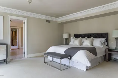 15 Reynwood Manor Greenwich CT 06831
