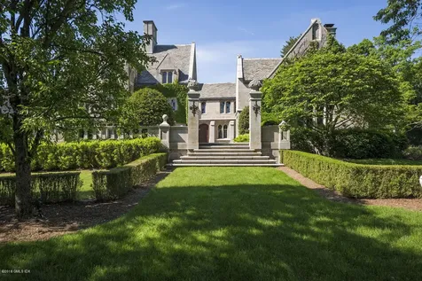 15 Reynwood Manor Greenwich CT 06831
