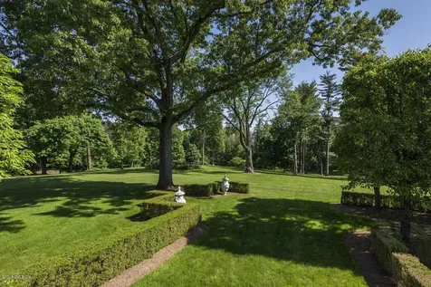 15 Reynwood Manor Greenwich CT 06831