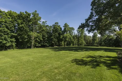 15 Reynwood Manor Greenwich CT 06831