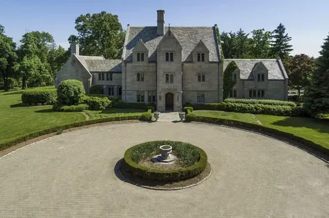 15 Reynwood Manor Greenwich CT 06831