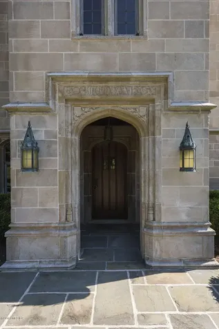 15 Reynwood Manor Greenwich CT 06831