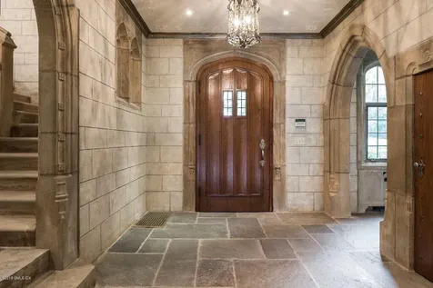 15 Reynwood Manor Greenwich CT 06831