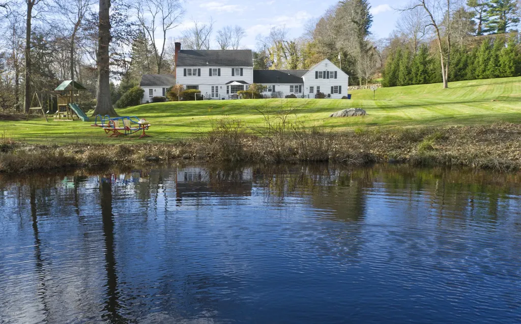 89 Clapboard Ridge Road Greenwich CT 06830