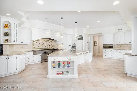 857 Lake Avenue Greenwich CT 06831