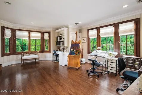 857 Lake Avenue Greenwich CT 06831