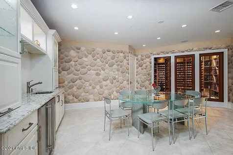 857 Lake Avenue Greenwich CT 06831