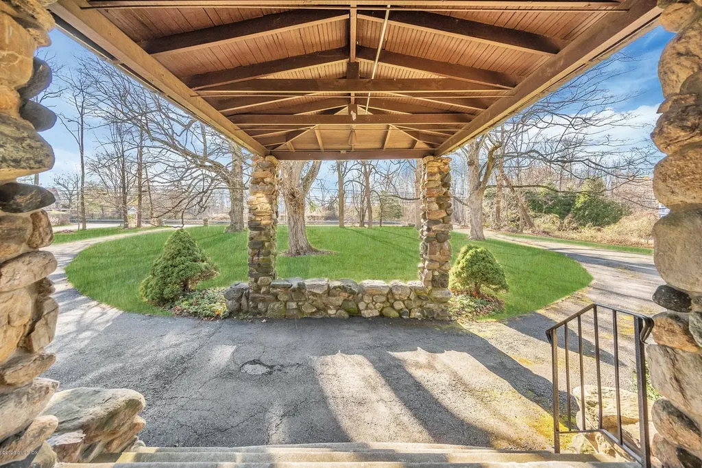 1065 King Street Greenwich CT 06831