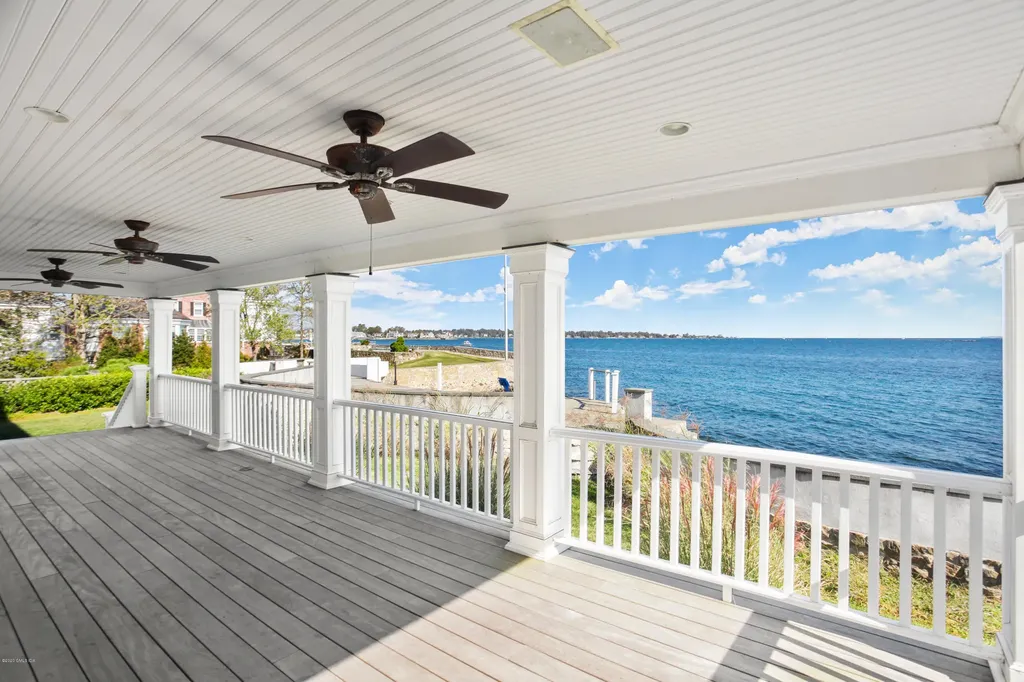 10 Lighthouse Lane Old Greenwich CT 06870