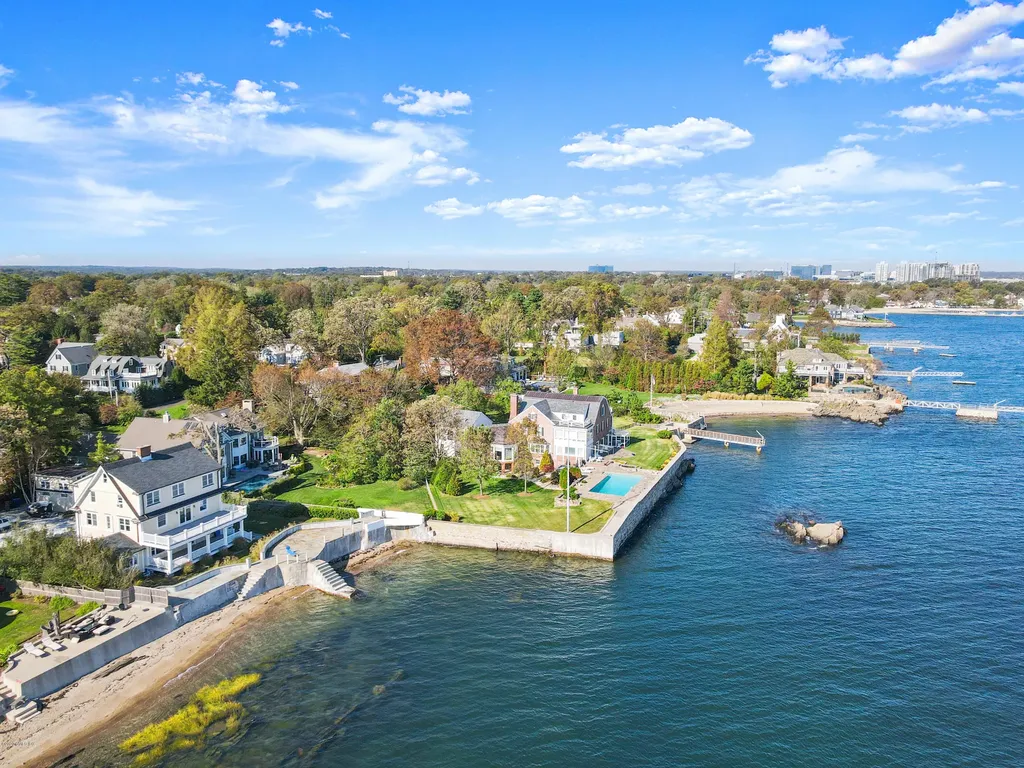 10 Lighthouse Lane Old Greenwich CT 06870