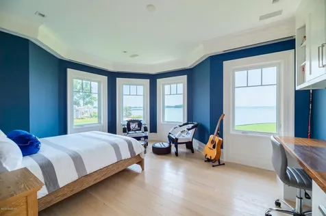 22 Pilot Rock Lane Riverside CT 06878