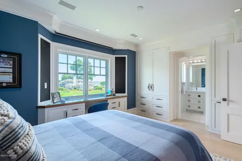 22 Pilot Rock Lane Riverside CT 06878